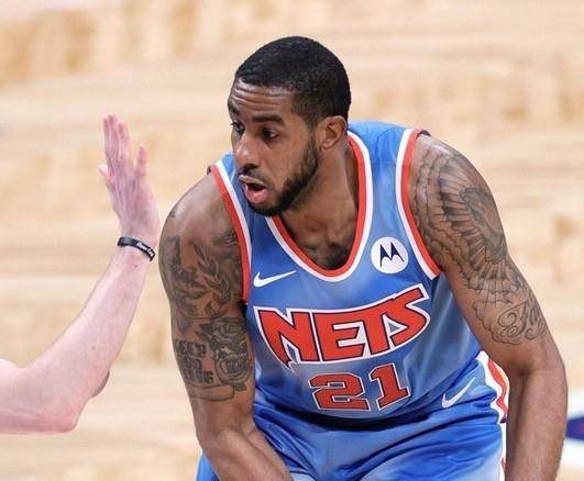 费尔南德斯 费尔南德斯