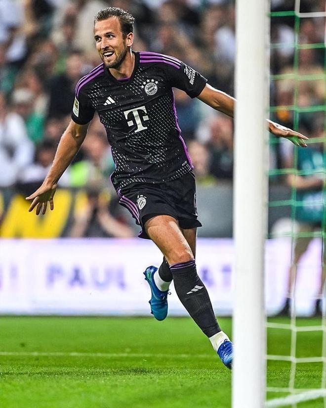 的强烈谴责 的强烈谴责