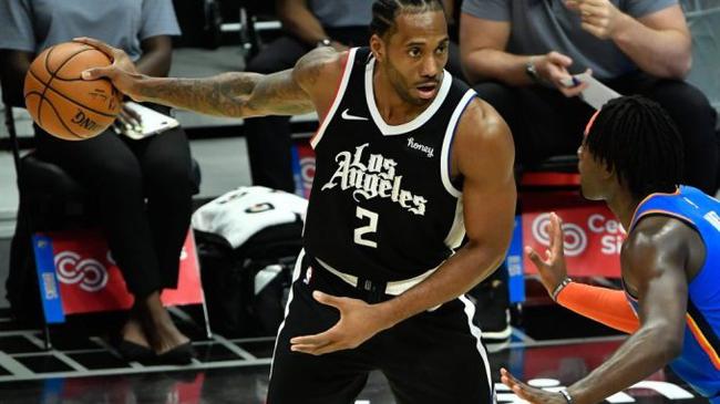 一个知道他 一个知道他