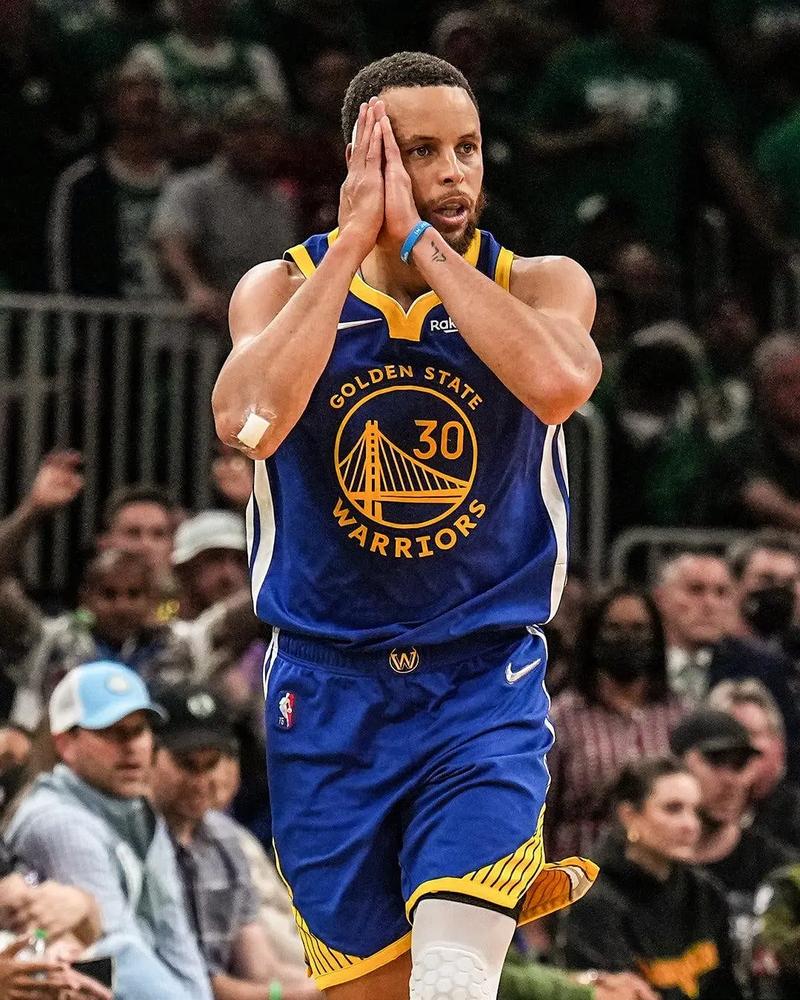 看似胶着的 看似胶着的