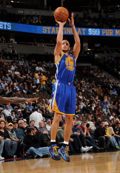 线防守与执 线防守与执