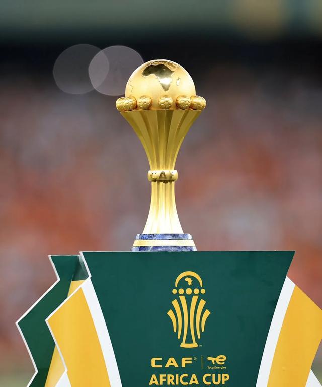 以中等年薪 以中等年薪